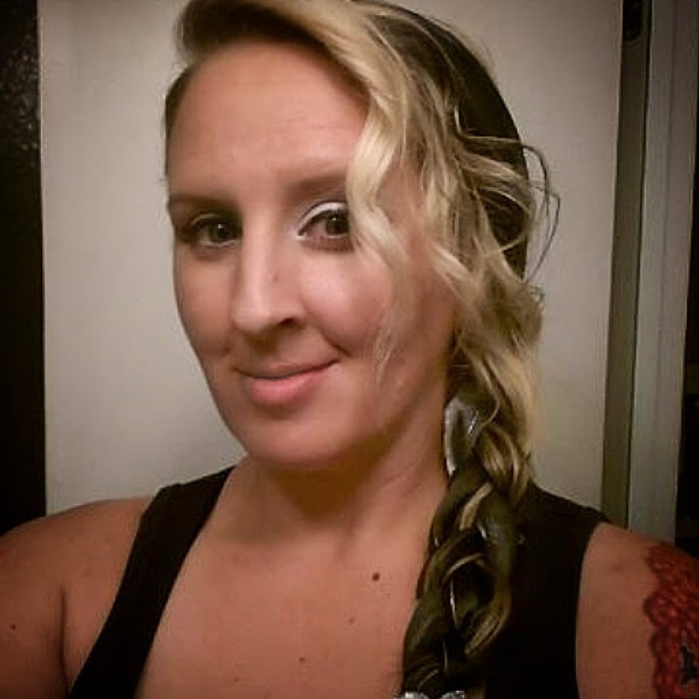 Meet your Posher, Vanessa